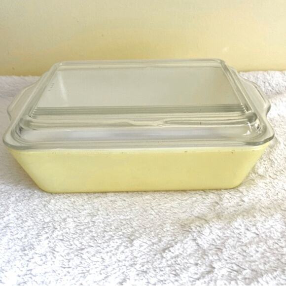 Vintage Pyrex 503-B Yellow Casserole, Refrigerator, Baking Dish w/ Ribbed Lid - Picture 1 of 16
